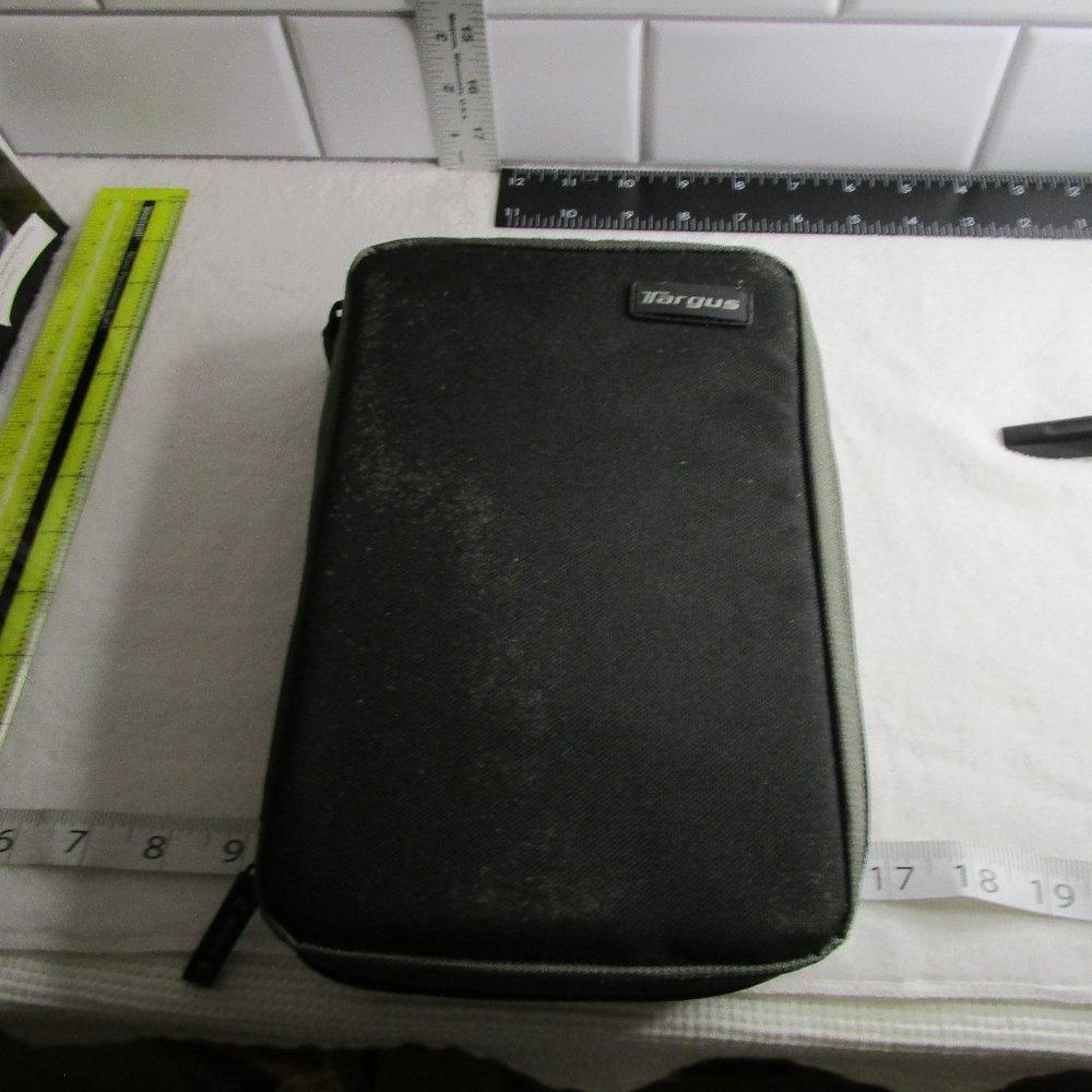 Targus office supply case